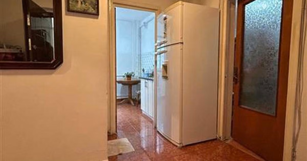 Apartament de vânzare cu 3 camere în zona Pantelimon, Sector 2