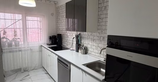Apartament Titan