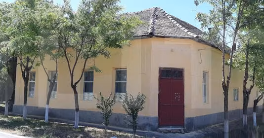 Casă Checea