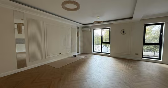 Apartament Băneasa