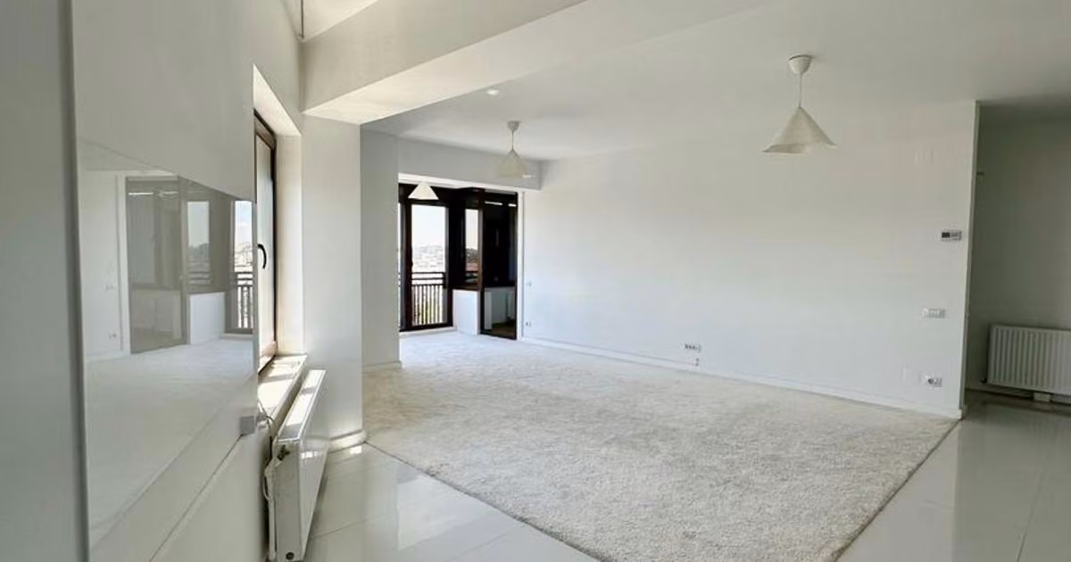 Apartament de vânzare cu 2 camere în zona Vitan, Sector 3