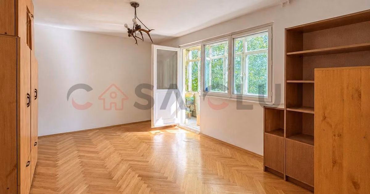Apartament de vânzare cu 4 camere în zona Mănăștur, Cluj-Napoca