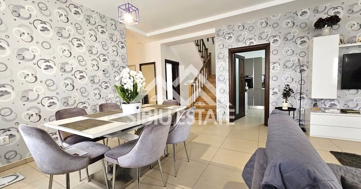 Duplex de vânzare cu 7 camere, mobilat în zona Arhitecților - Calea Cisnădiei, Sibiu