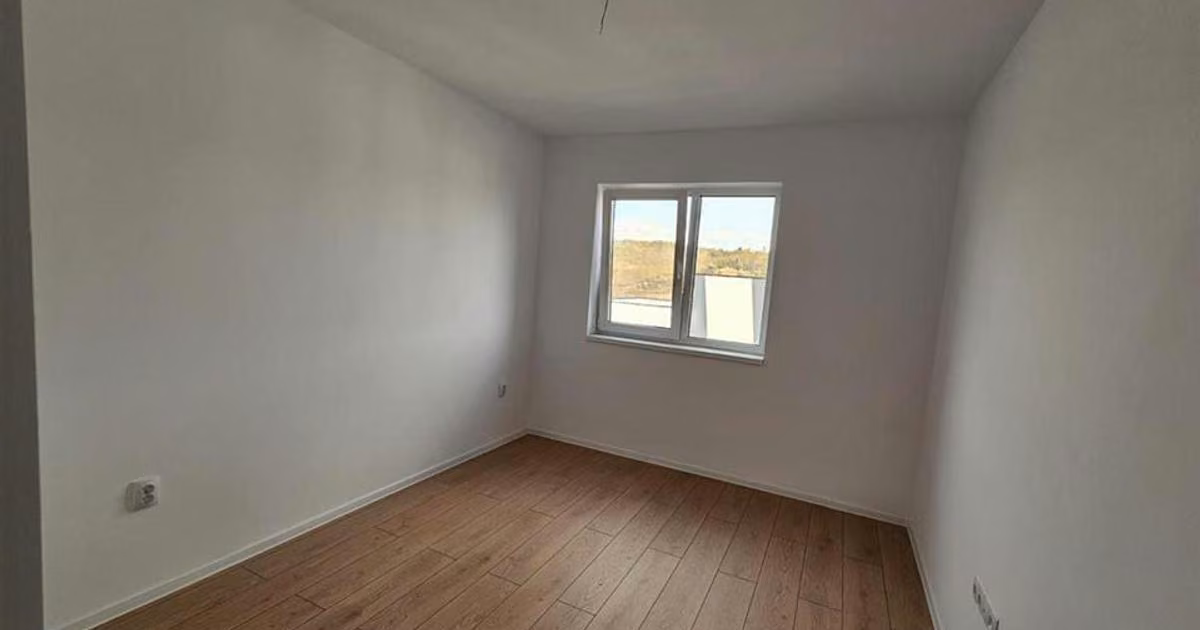 Apartament de vânzare cu 2 camere, mobilat în zona Păcurari, Iași