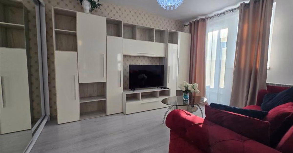Apartament de vânzare cu 2 camere în zona Podu Roș, Iași