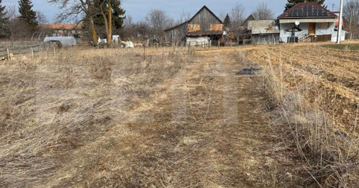 Teren Construcții extravilan de vânzare de 3932 mp, în Gilău