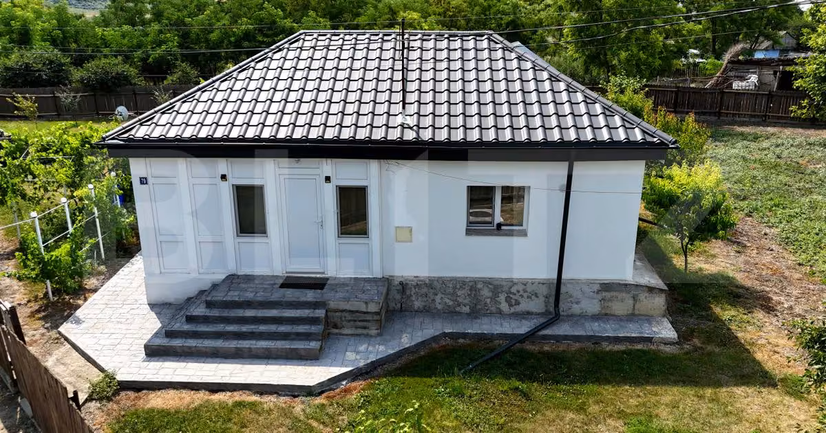 Casă individuală de vânzare cu 3 camere, mobilată în zona Exterior Vest, Iași