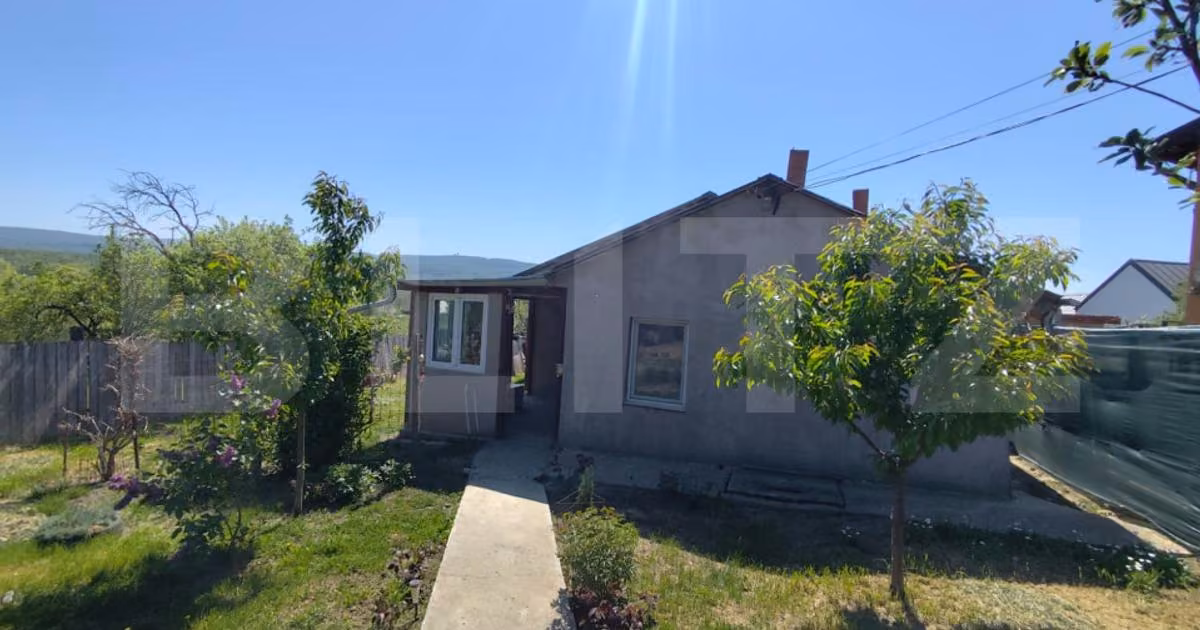 Casă individuală de vânzare cu 3 camere, mobilată în Dumbrava (Ciurea)