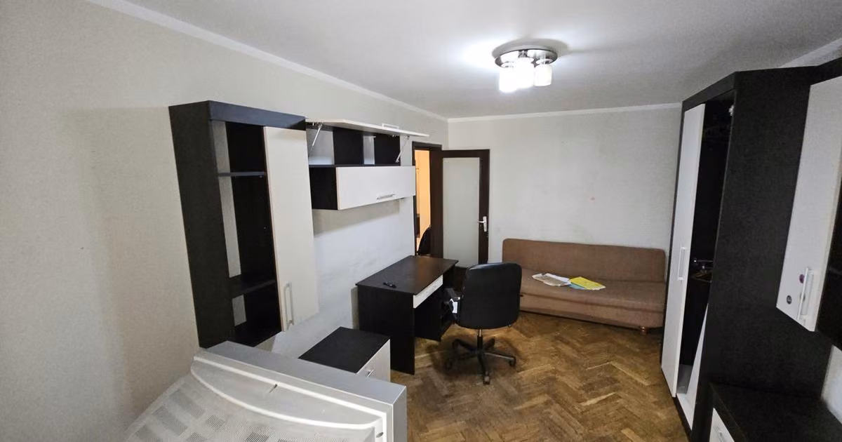 Apartament de vânzare cu 4 camere în zona Mănăștur, Cluj-Napoca
