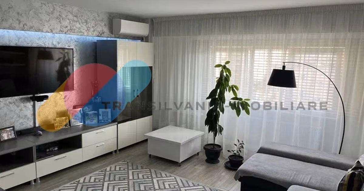 Apartament de vânzare cu 3 camere în zona Mănăștur, Cluj-Napoca