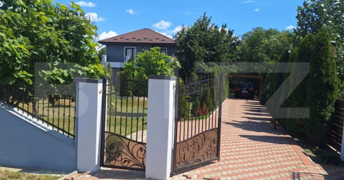 Casă individuală de vânzare cu 4 camere în Sculeni