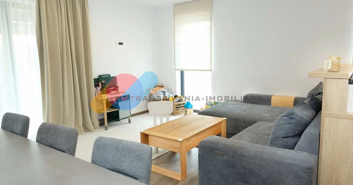 Duplex de vânzare cu 5 camere în Apahida