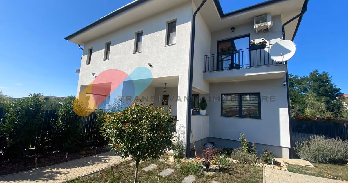 Duplex de vânzare cu 4 camere în Câmpenești