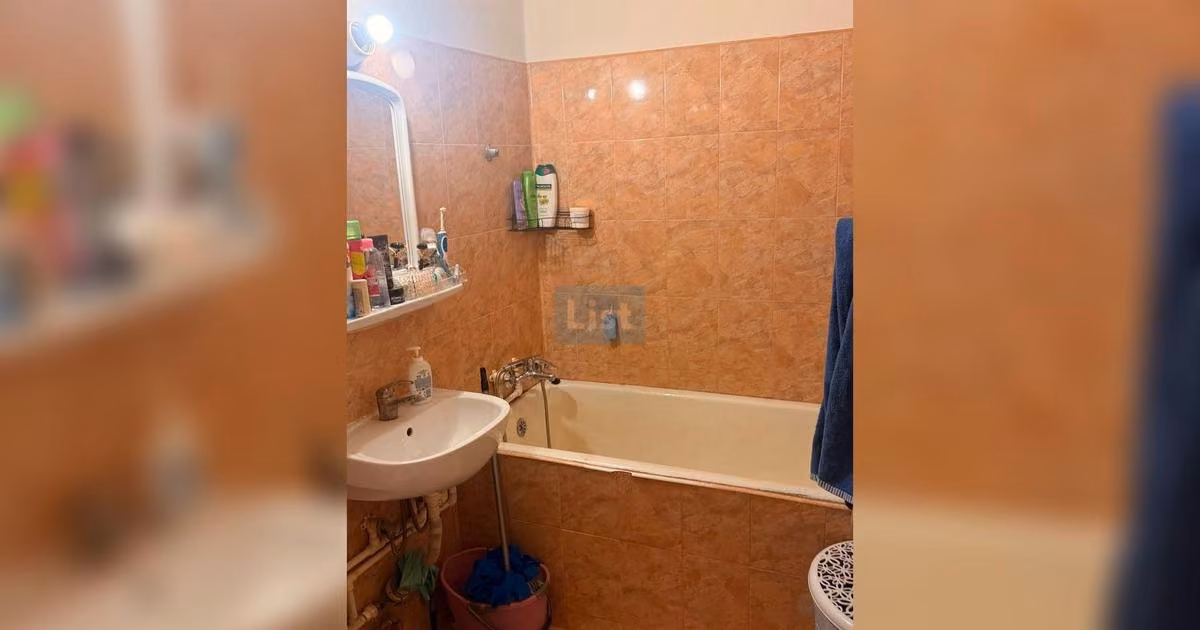 Apartament de vânzare cu 2 camere, mobilat în zona Nord, Ploiești