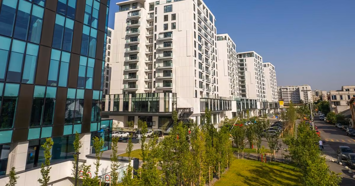 Apartament de vânzare cu 3 camere în zona Cotroceni, Sector 5