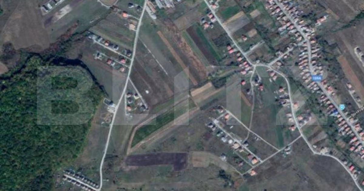 Teren Construcții intravilan de vânzare de 8600 mp, în Chinteni