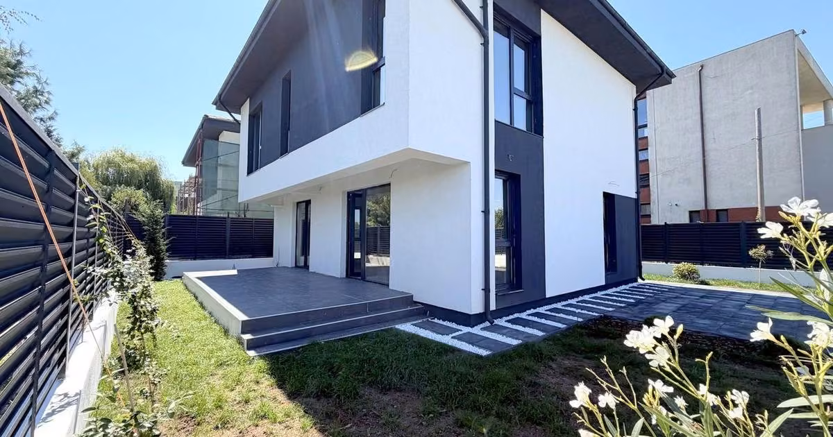 Casă individuală de vânzare cu 4 camere în Otopeni