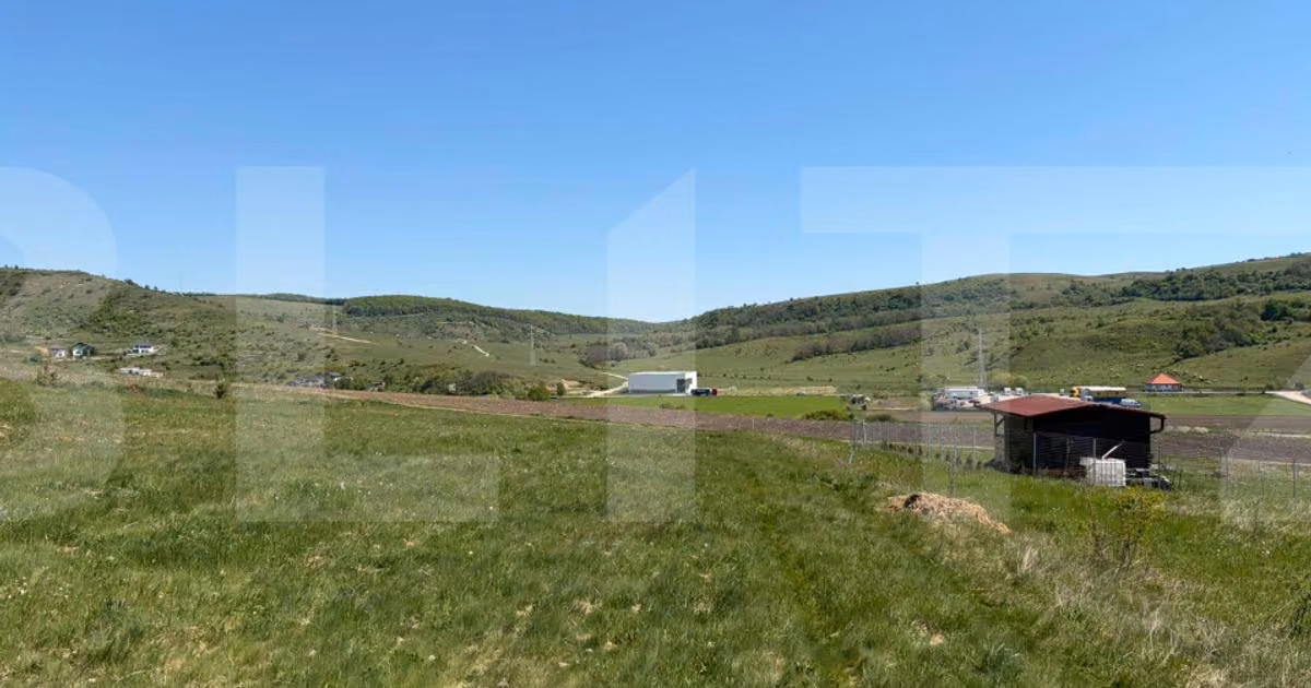 Teren agricol intravilan de vânzare de 484 mp, în Chinteni