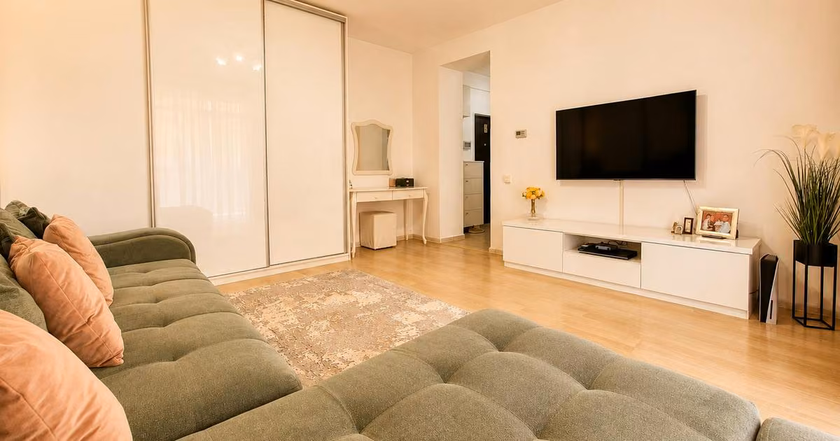 Apartament de vânzare cu 2 camere în zona Berceni, Sector 4