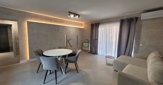 Apartament Florești