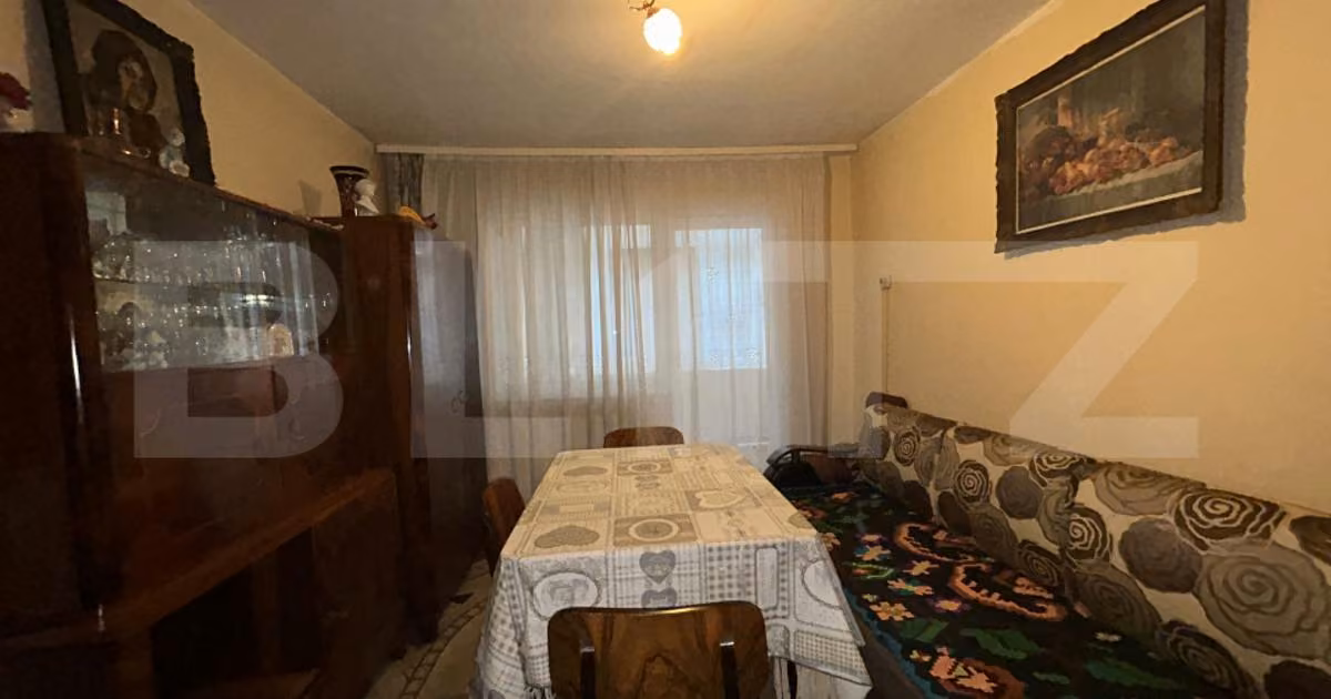 Apartament de vânzare cu 2 camere, mobilat în Gherla