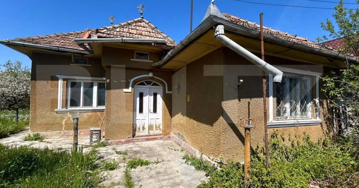 Casă individuală de vânzare cu 3 camere, mobilată în Gherla