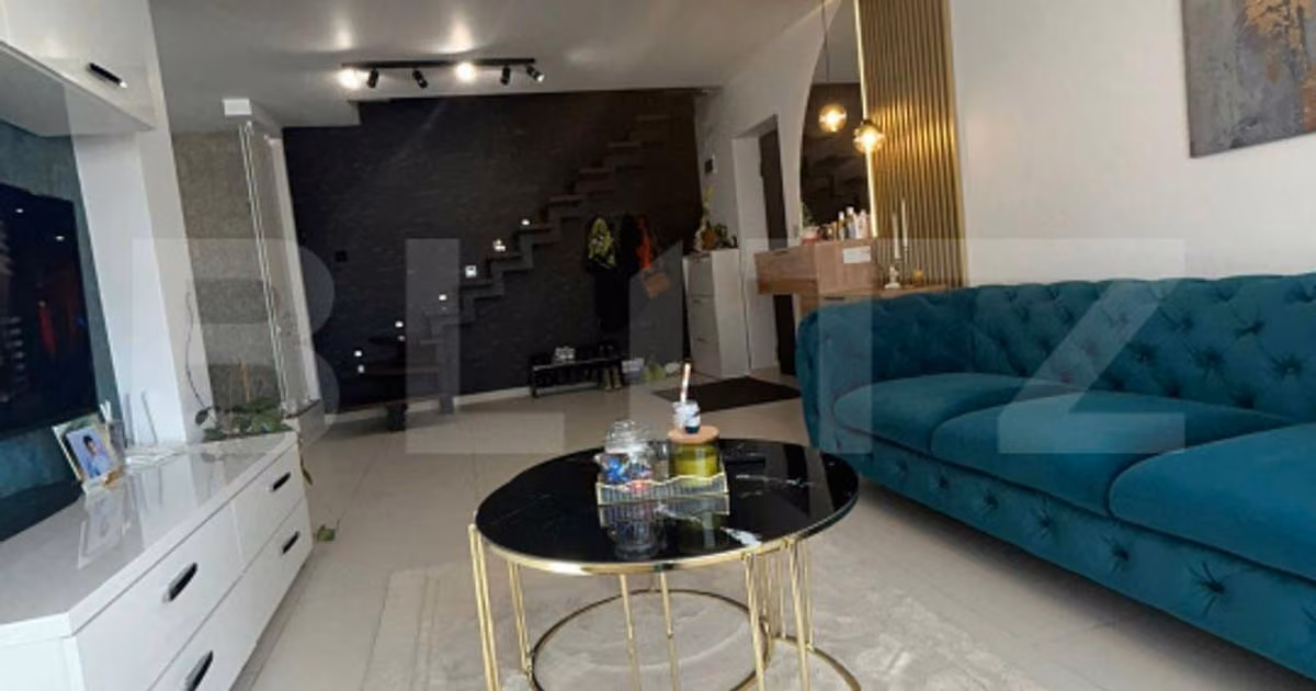 Apartament de vânzare cu 4 camere, mobilat în Gherla