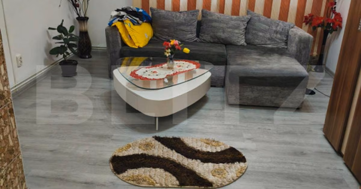 Apartament de vânzare cu 4 camere, mobilat în Dej