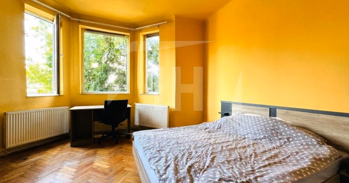 Casă individuală de vânzare cu 6 camere în zona Gruia, Cluj-Napoca