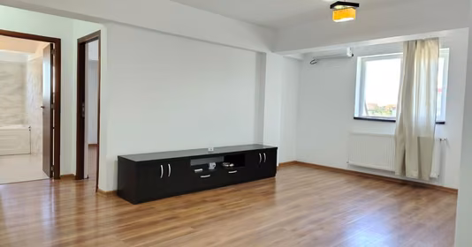 Apartament Militari