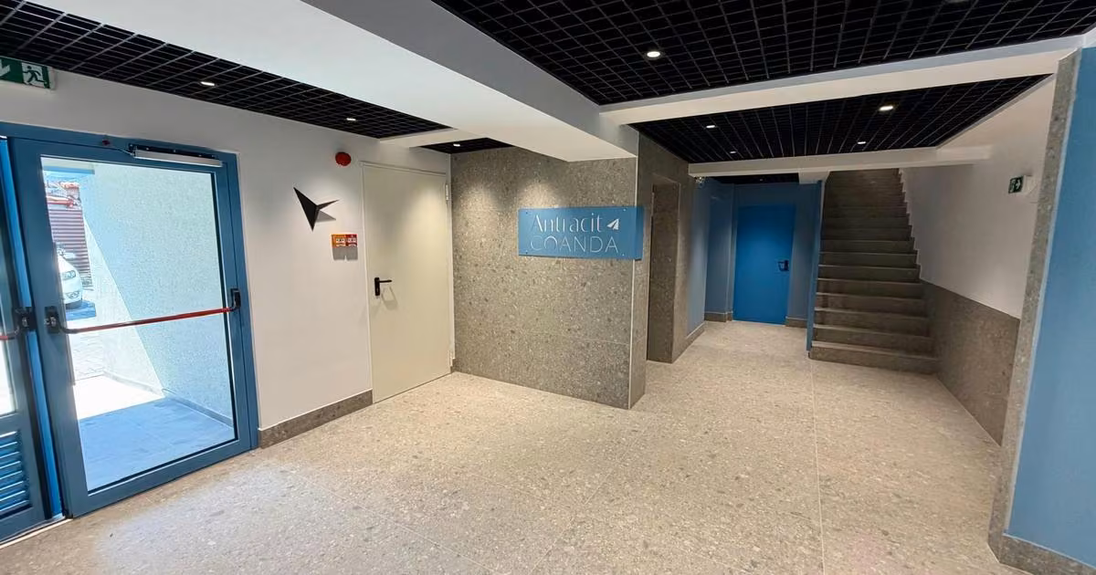 Apartament de vânzare cu 3 camere în zona Băneasa, Sector 1