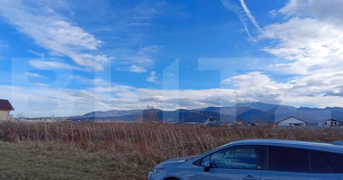 Teren Construcții intravilan de vânzare de 1200 mp, în Zărnești