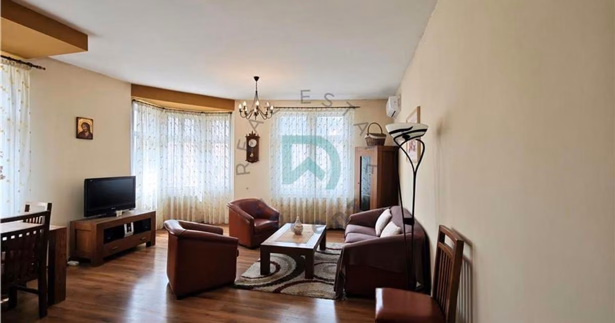 Apartament de vânzare cu 2 camere în zona Centrul Istoric, Brașov