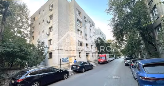 Garsonieră Lacul Tei