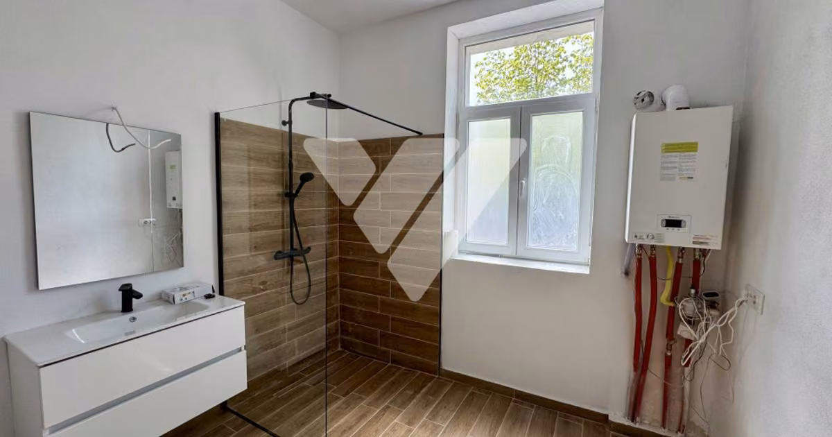 Apartament de vânzare cu 2 camere în zona Piața Cluj, Sibiu