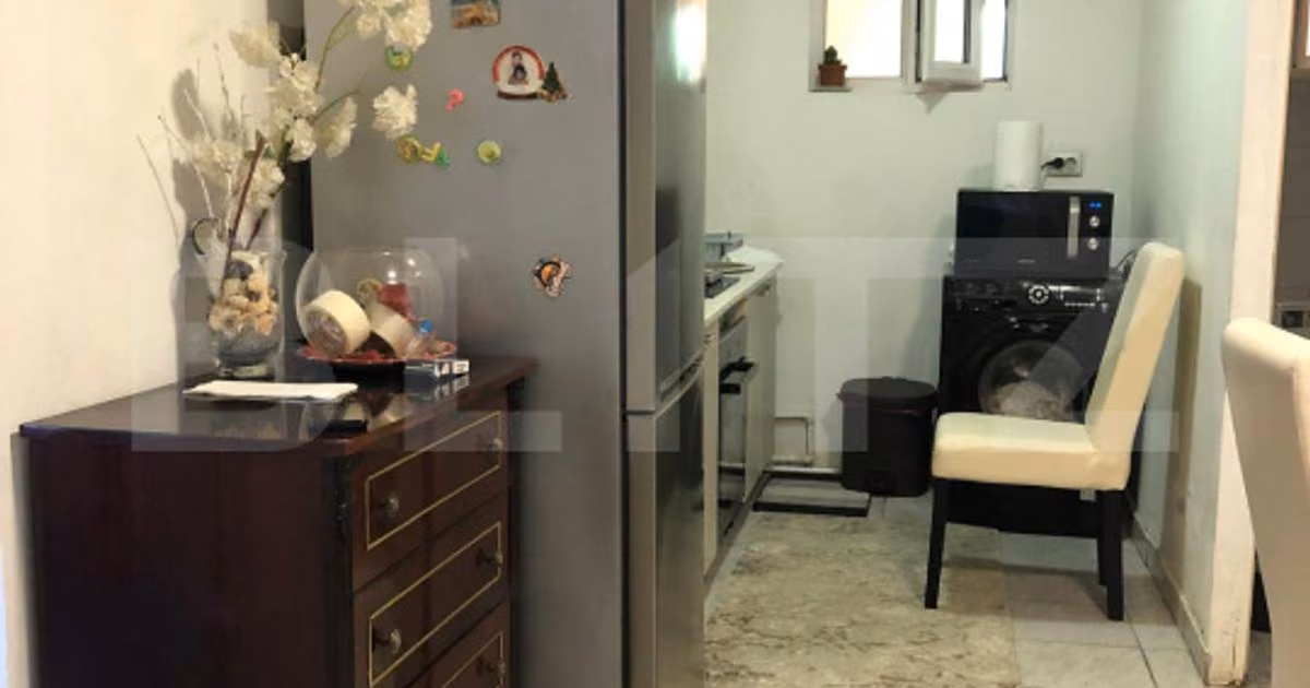 Casă individuală de vânzare cu 2 camere, mobilată în Săcele