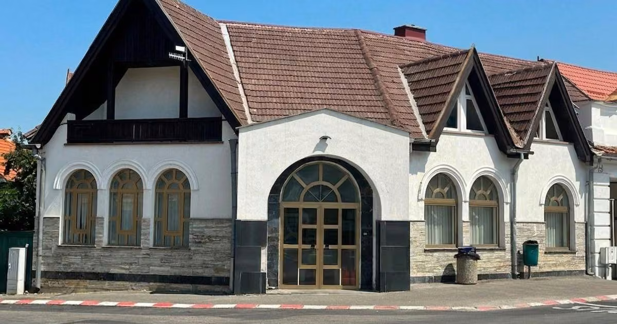 Spațiu comercial de vânzare 454 mp în Săcele