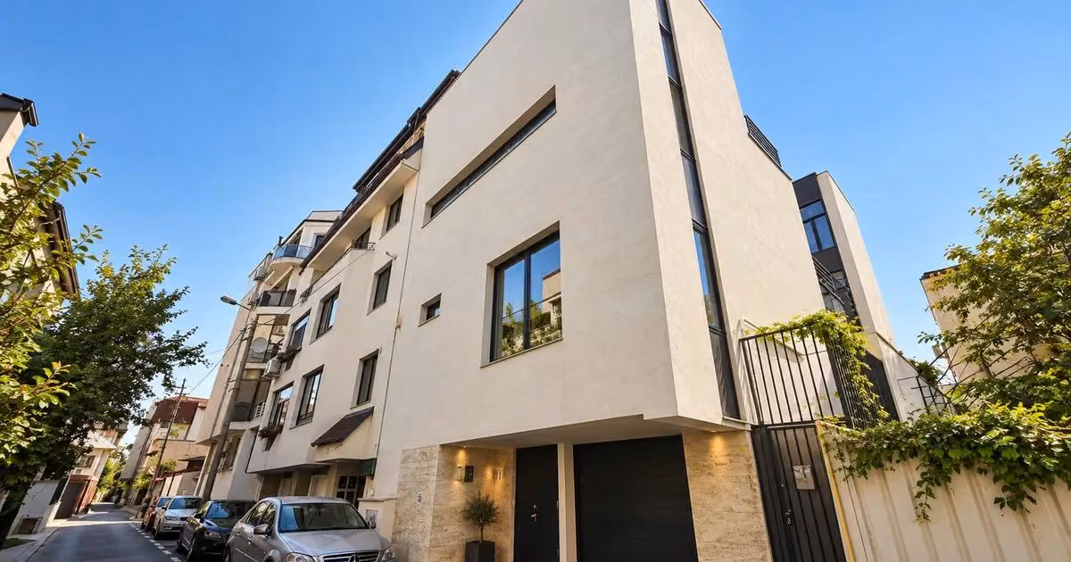 Casă individuală de vânzare cu 8 camere în zona Dorobanți, Sector 1