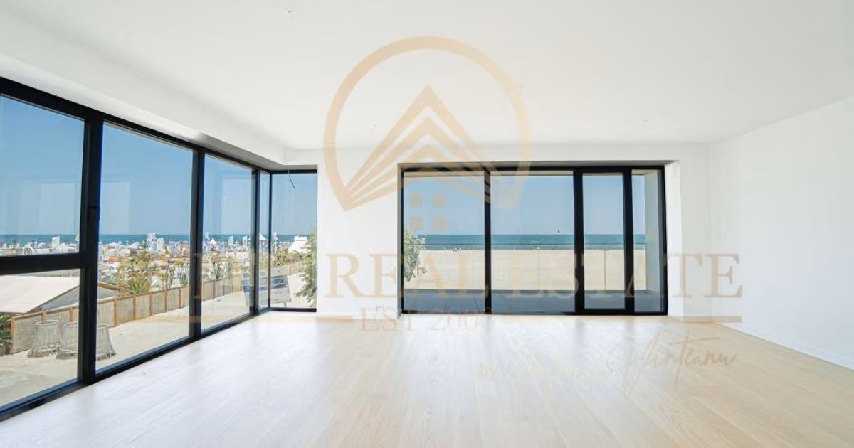 Apartament de vânzare cu 4 camere în Mamaia