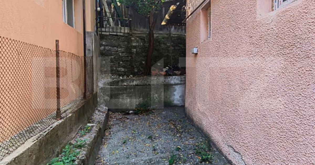 Casă individuală de vânzare cu 3 camere în Dej