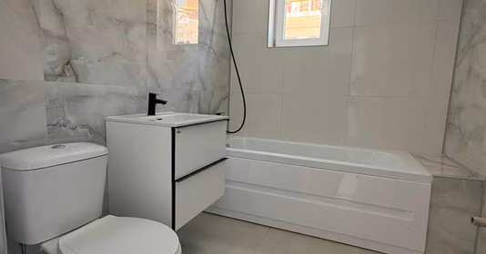 Apartament Titan