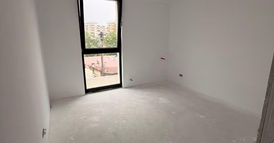 Apartament Titan
