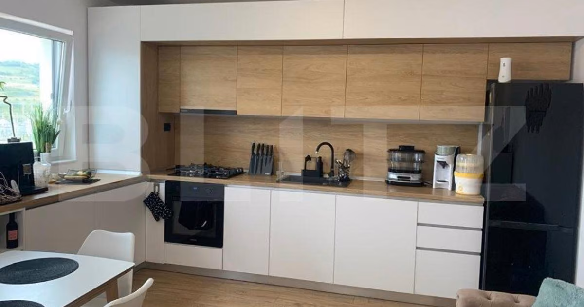 Apartament de vânzare cu 2 camere, mobilat în Florești