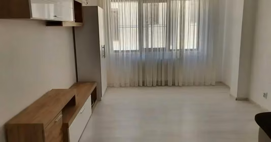 Apartament Titan
