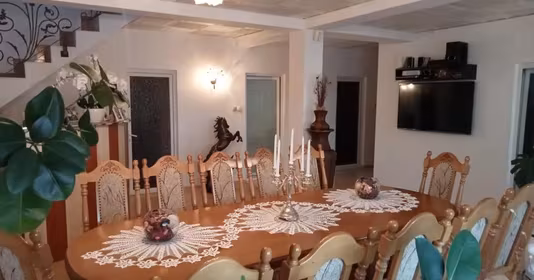 Casă Peninsulă