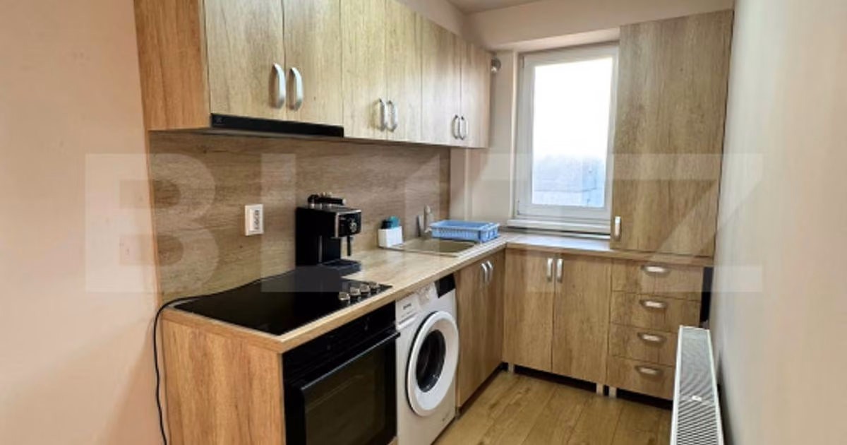 Apartament de vânzare cu 3 camere, mobilat în Turda