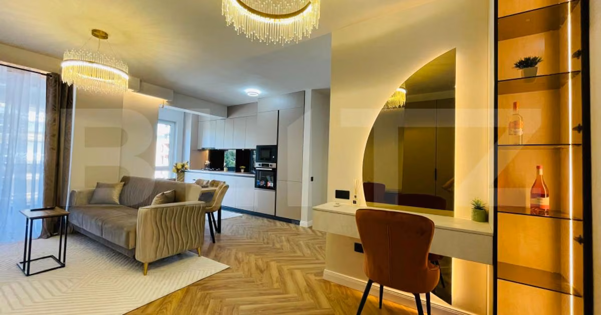 Apartament de vânzare cu 3 camere, mobilat în Florești