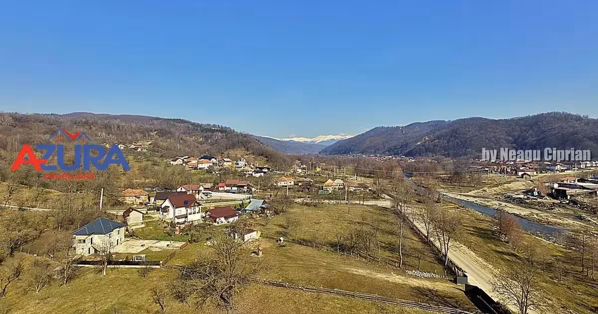 Teren Construcții intravilan de vânzare de 2500 mp, în Berevoești