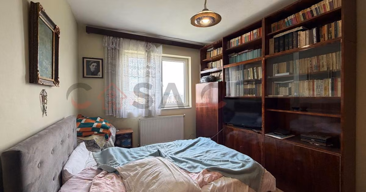 Apartament de vânzare cu 3 camere, mobilat în zona Mănăștur, Cluj-Napoca