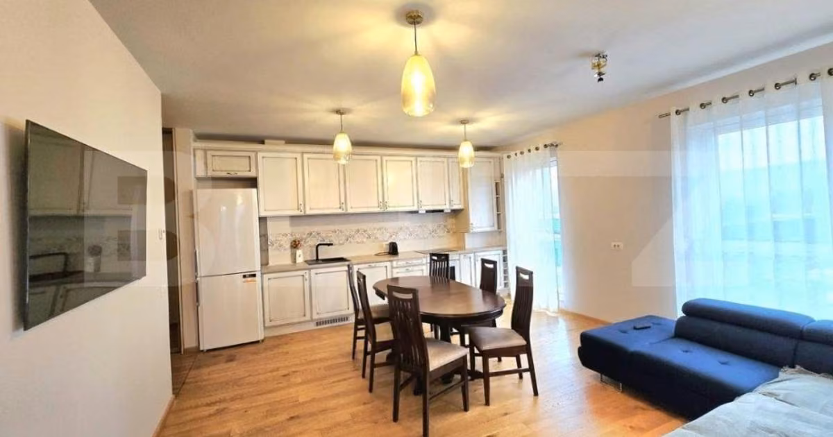 Apartament de vânzare cu 3 camere, mobilat în Florești